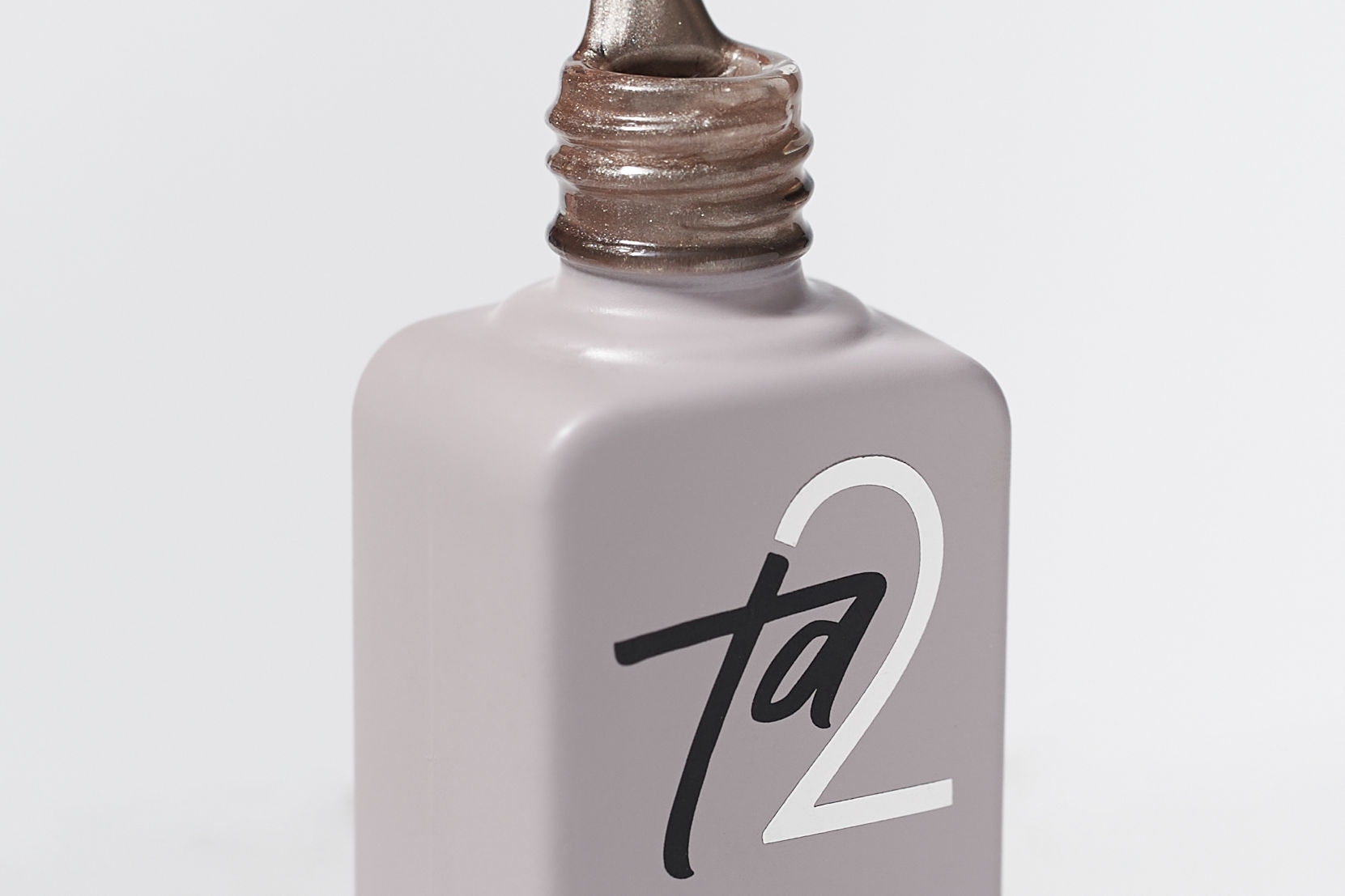 Ta2 / GEL POLISH WISH №004