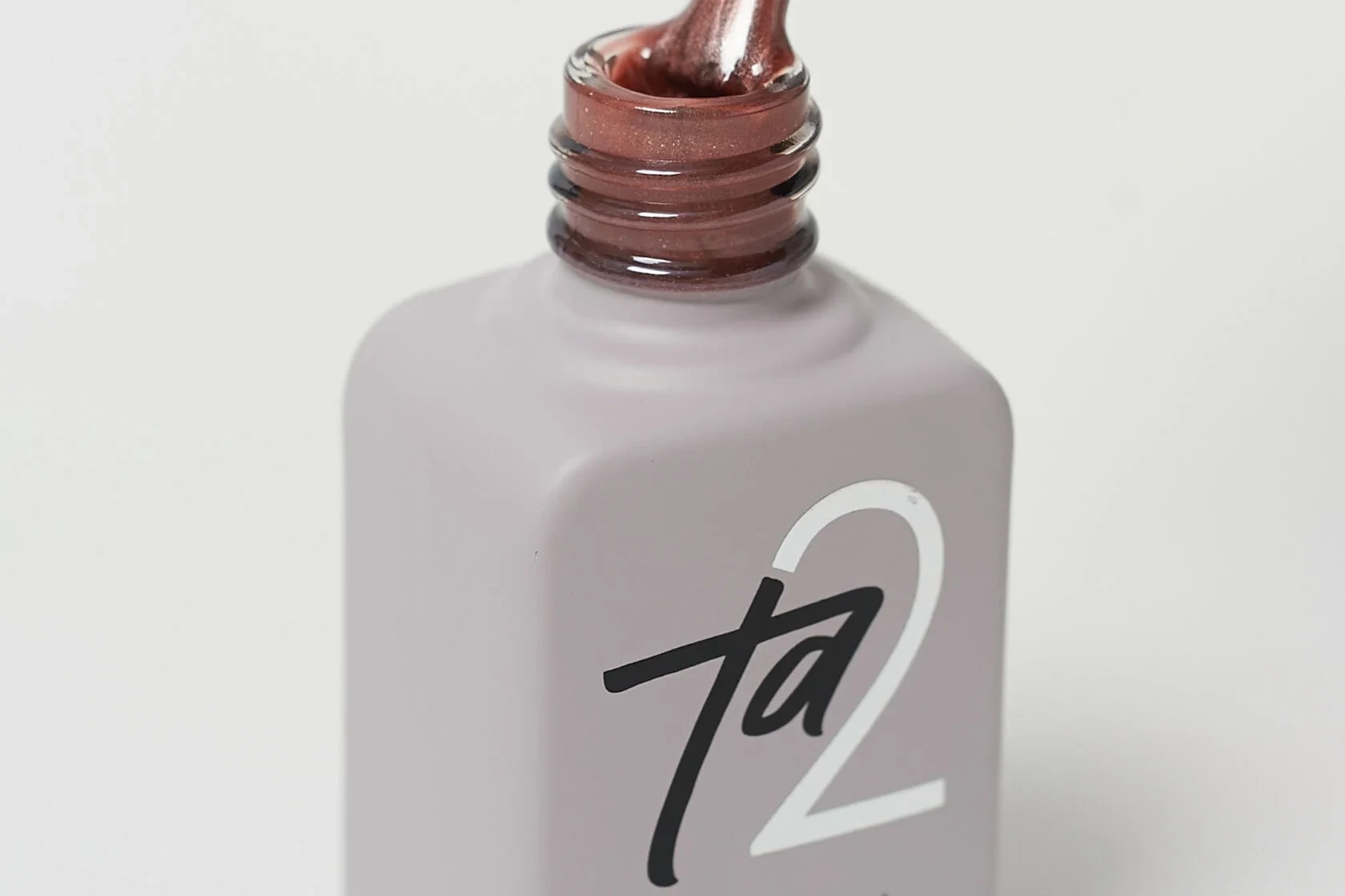 Ta2 / GEL POLISH WISH №011