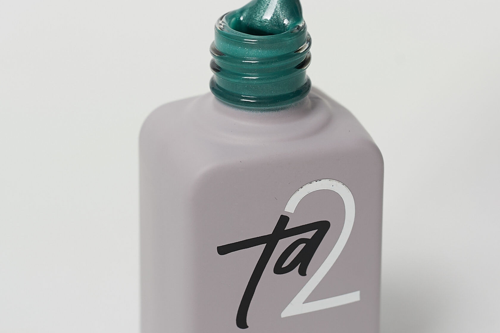 Ta2 / GEL POLISH WISH №013